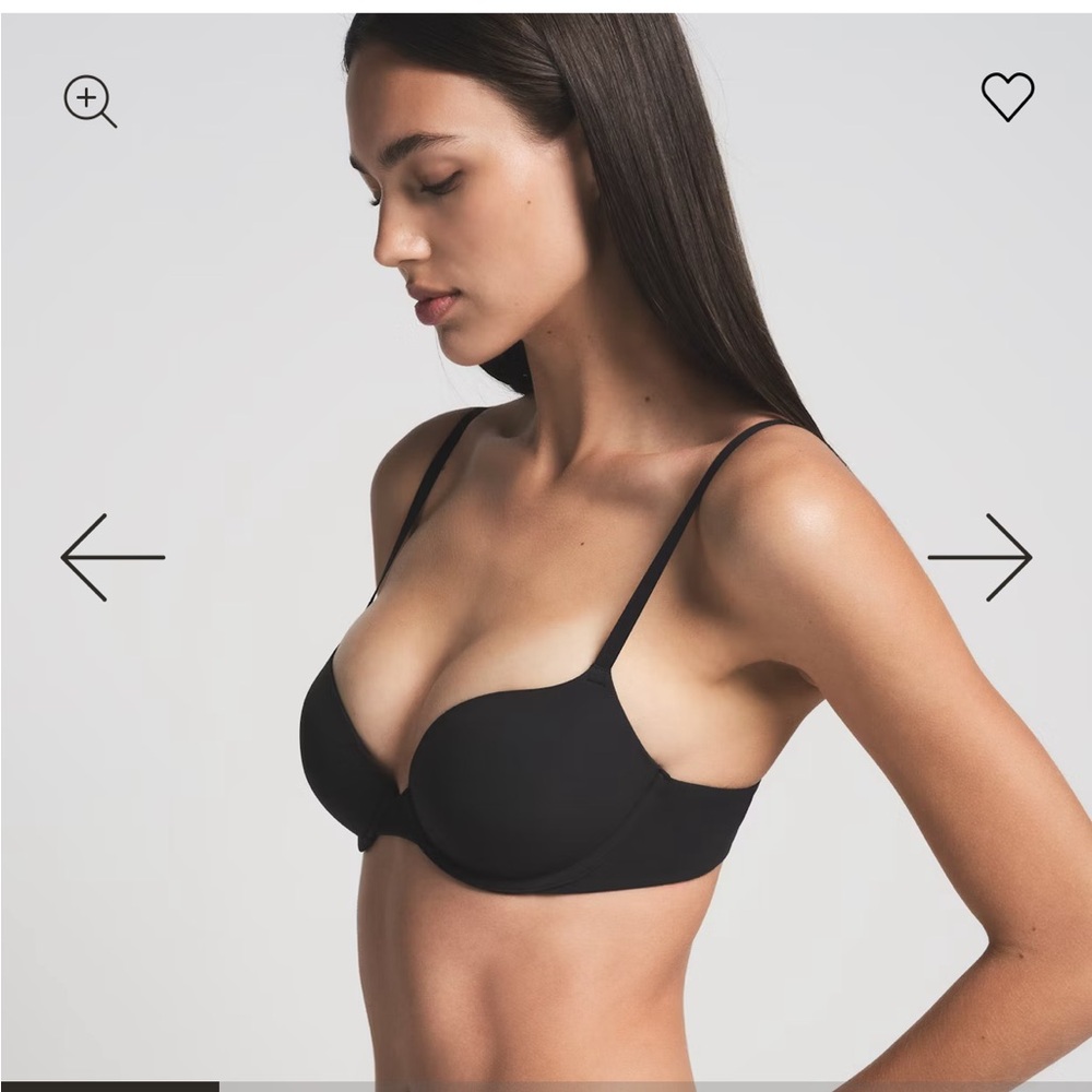 SKIMS Black Bra Intimates & Sleepwear